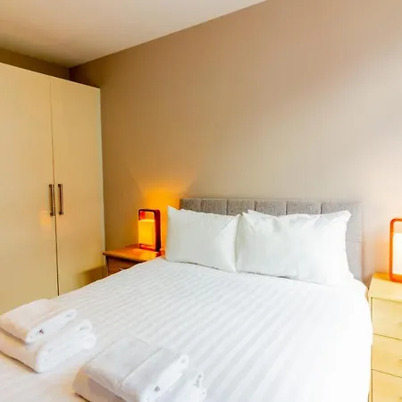 Guestready - Vibrant In Dolphins Barn Апартаменты *