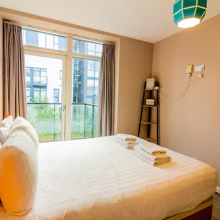 Guestready - Vibrant In Dolphins Barn Lejlighed